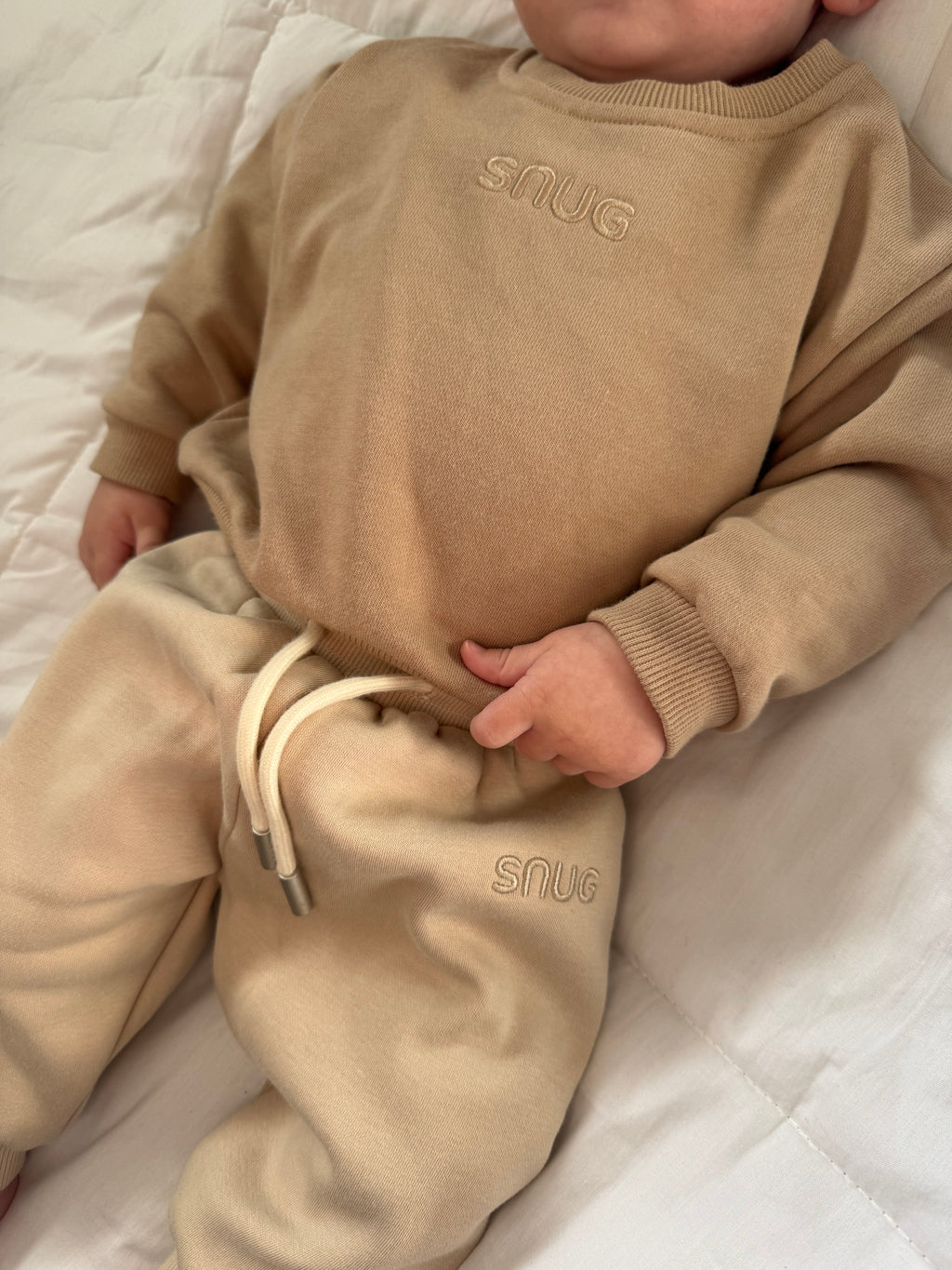 SNUG Essentials - Trackies